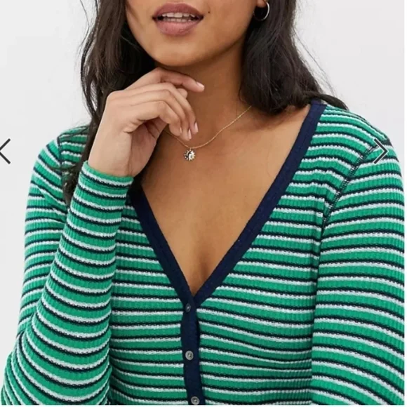 Abercrombie & Fitch V-Neck Green Striped Ribbed Long Sleeves Crop Top Size M - Picture 4 of 7